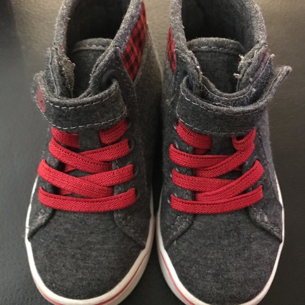 Echo shoes
